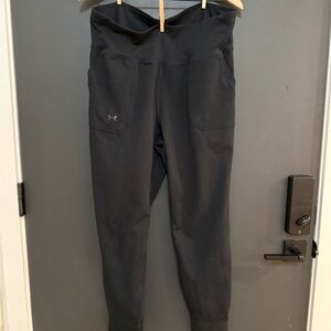 Women’s Under Armour Black Jogger Leggings with Pockets, size XL